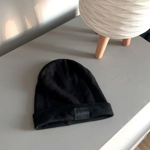 Herschel black tuque
